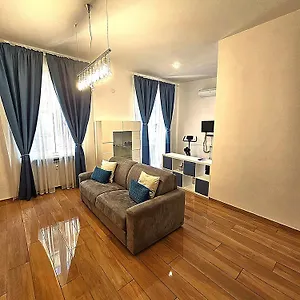  Appartamento Lux With Parking Italia